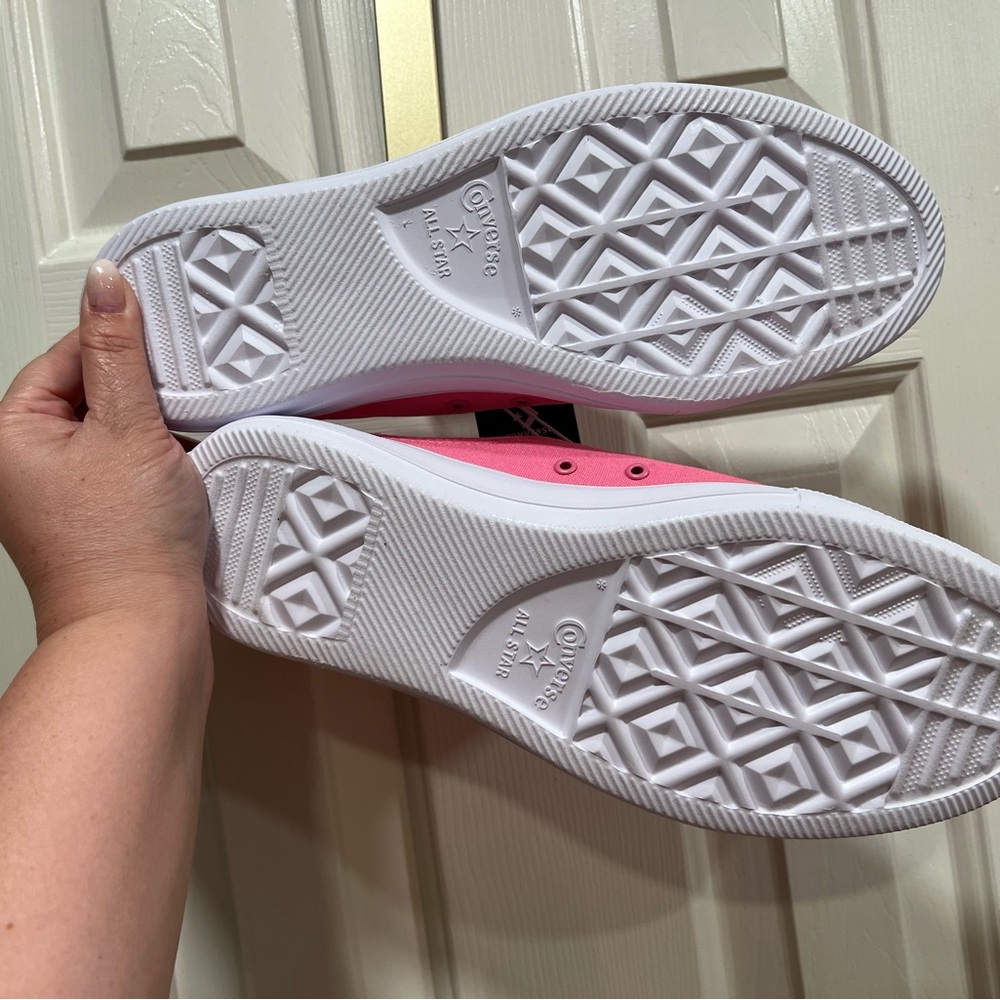 9.5 Men/11.5 Women Converse Pink Chuck Taylor All Star Easy Slip On Size NWT - Picture 3 of 3